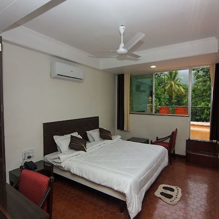 Oyo 9806 Hotel Arvi Lonavala Esterno foto